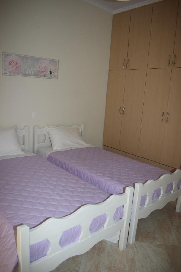 Mary'S Apartments Close To The Sea Agios Georgios  Exterior foto