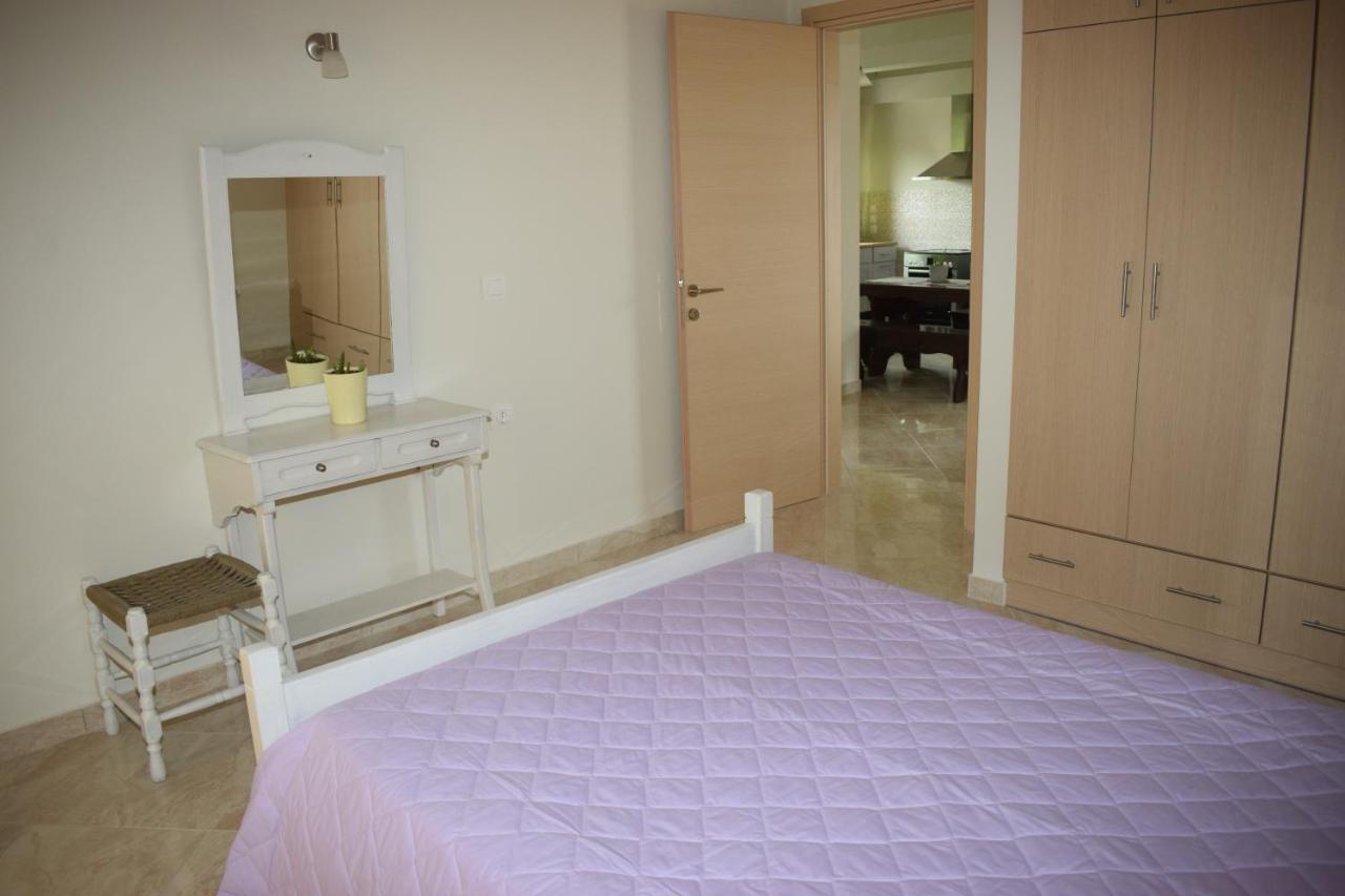 Mary'S Apartments Close To The Sea Agios Georgios  Exterior foto