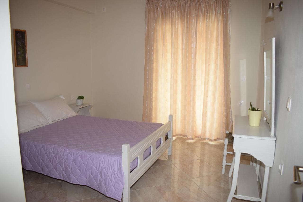 Mary'S Apartments Close To The Sea Agios Georgios  Exterior foto